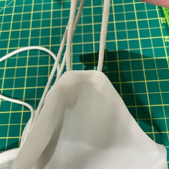 Criss cross triple spaghetti strap Cami - Picture 5 of 11